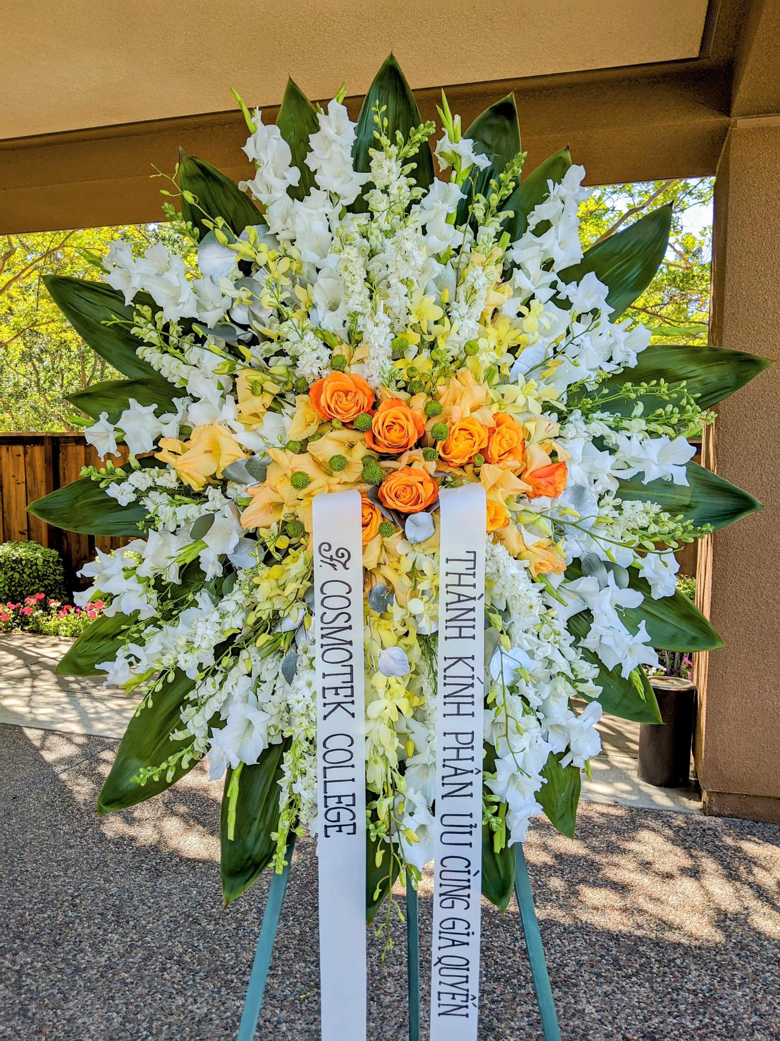 Funeral floral wreath Bay Area