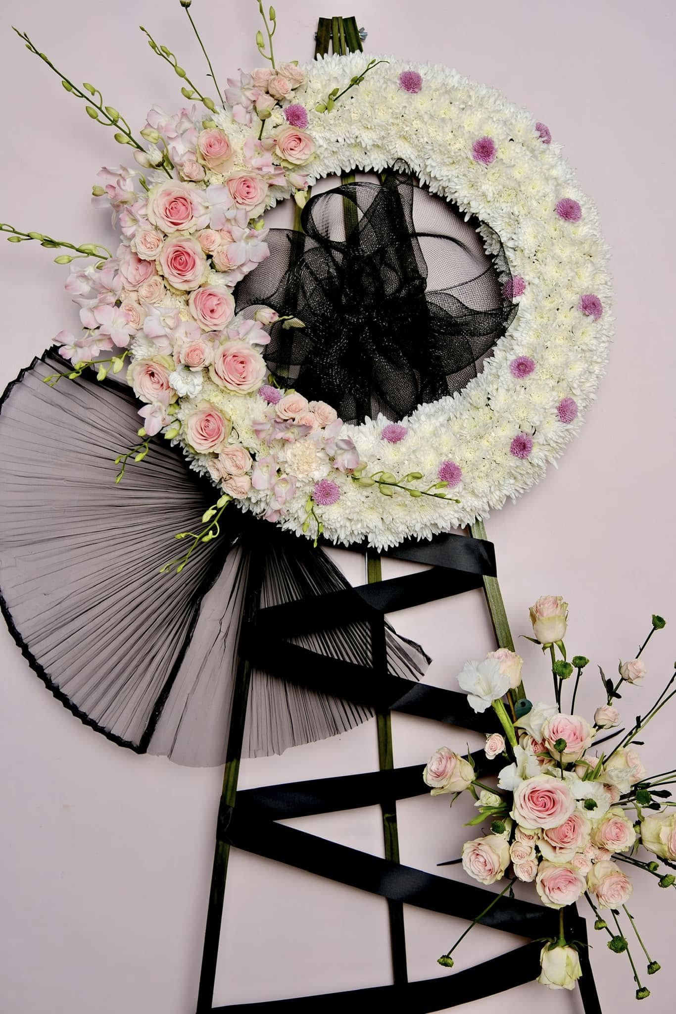 Funeral arrangements Bay Area florist