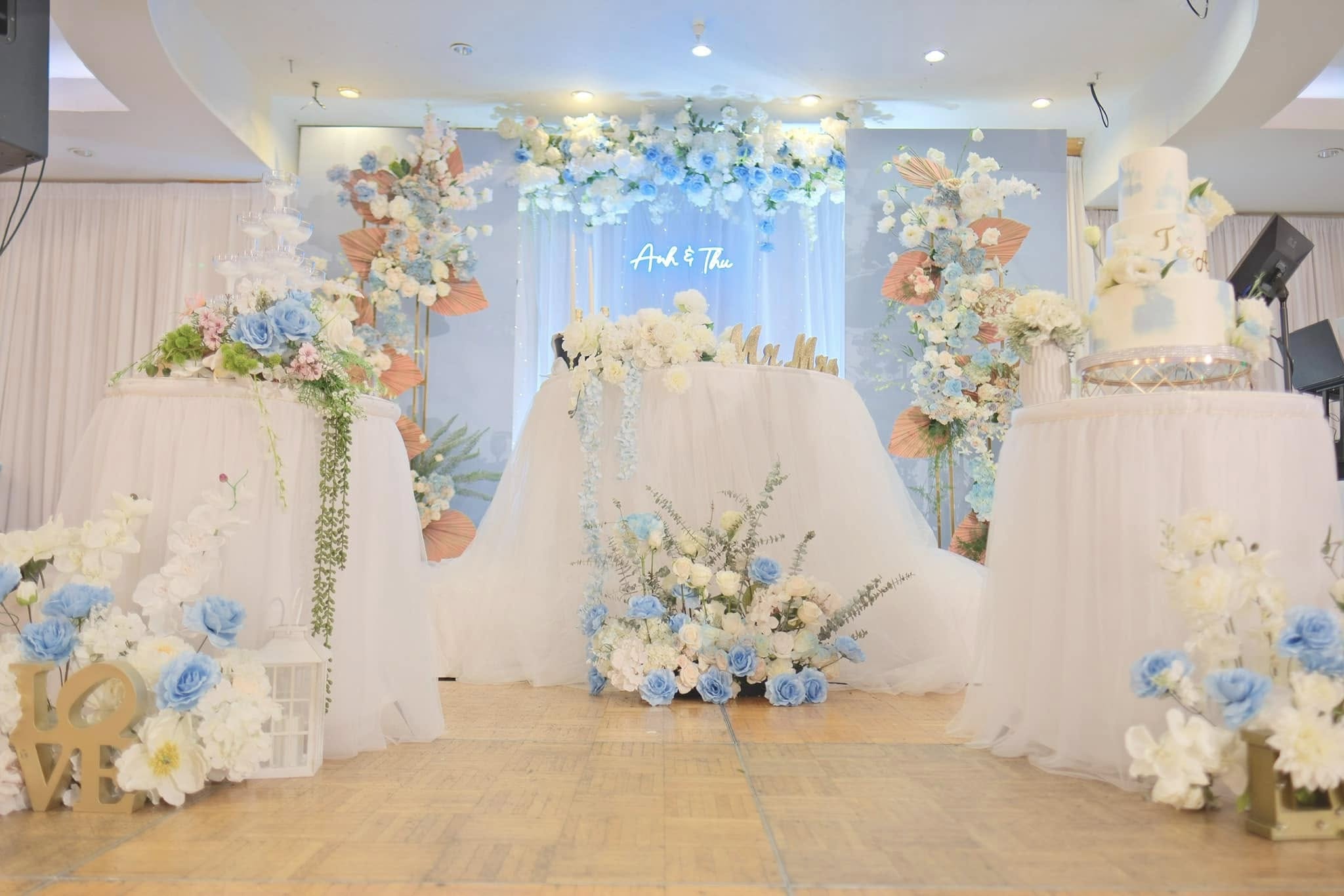 Wedding ceremony decor 0001Decor