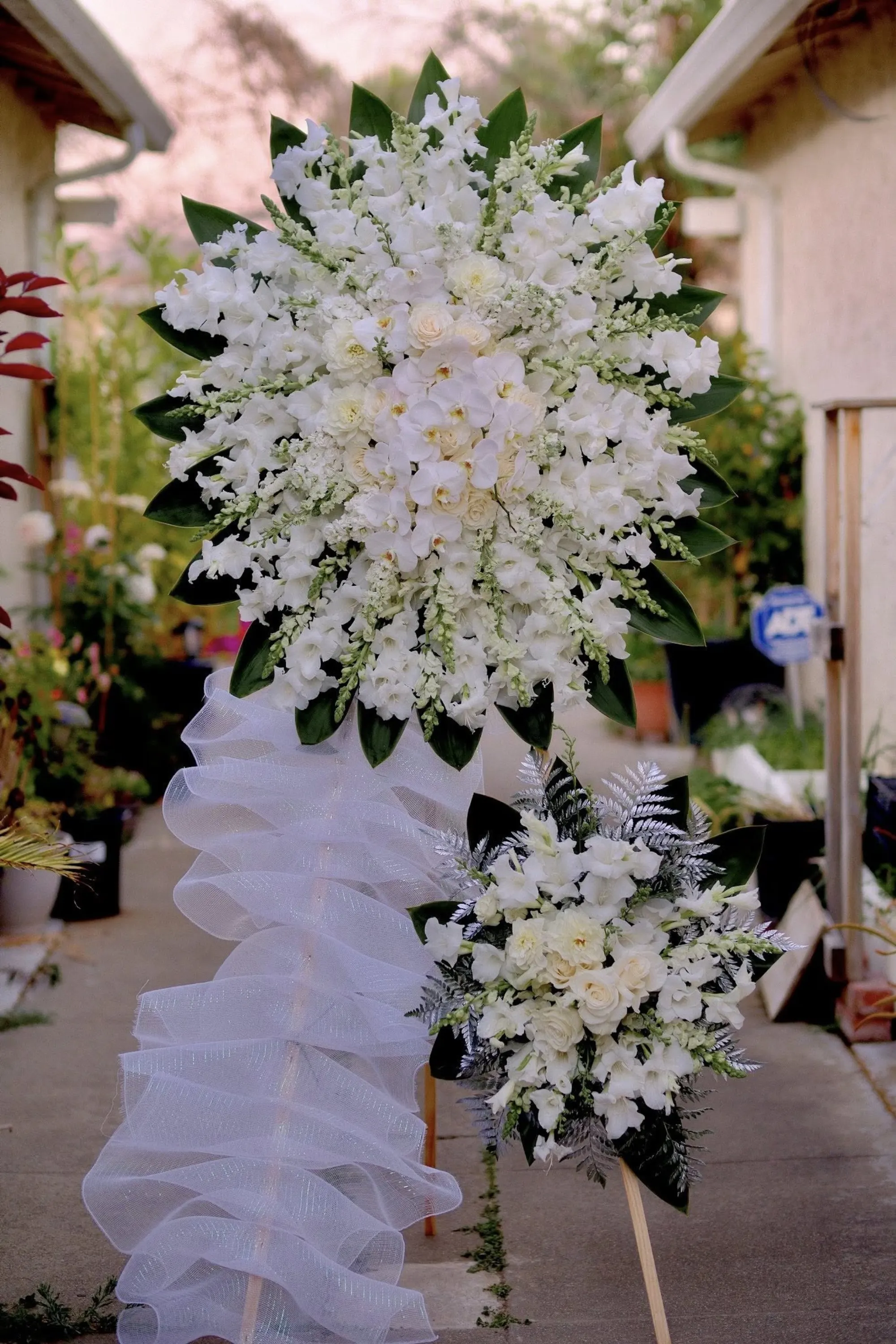Sympathy funeral flowers San Jose Bay Area – 0001Decor LLC
